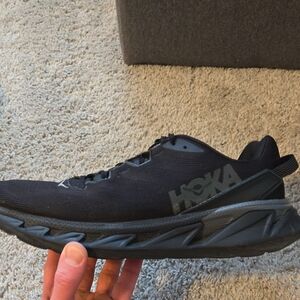 HOKA One One Elevon 2 Black Sneakers Sz 12 Fair/Good